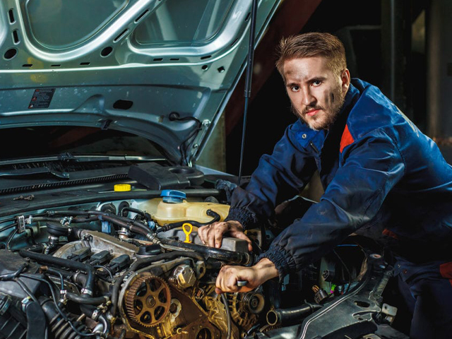 Things to Consider When Choosing an Automotive School