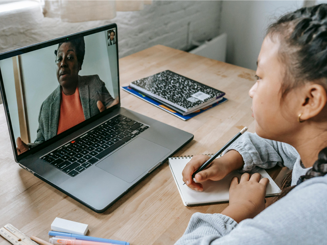 Ways Tutors Can Ease the Transition to College