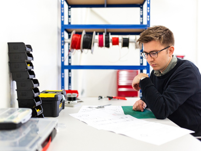 Why Engineers Who Keep Learning Lead the Future of Technology