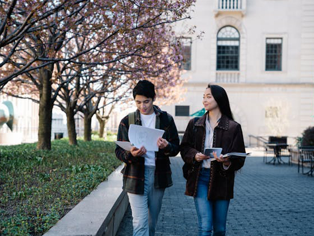 Choosing Education Paths That Lead Directly to Employment